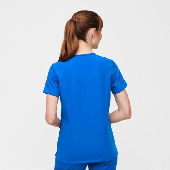 FIGS Technical Collection Catarina Short Sleeve
Top blue - Picture 2 of 6